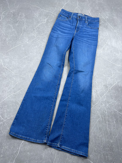 Levis Jeans Flared