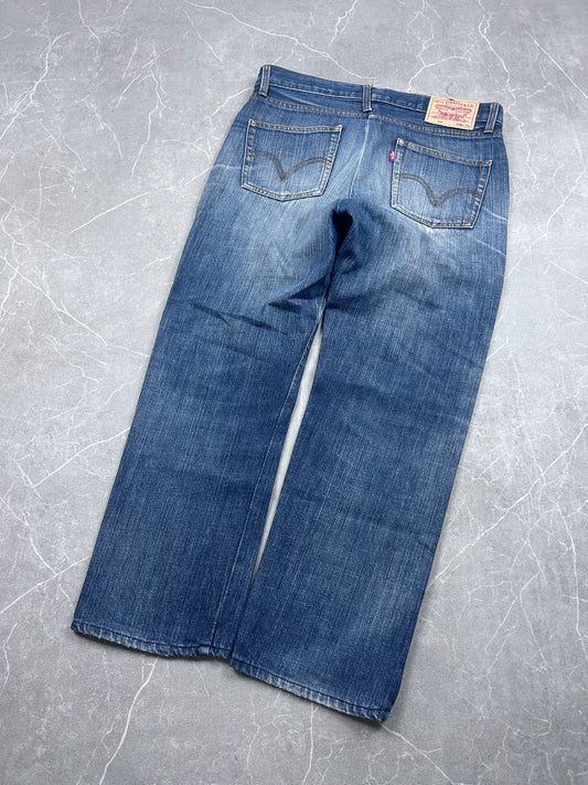Levis Jeans