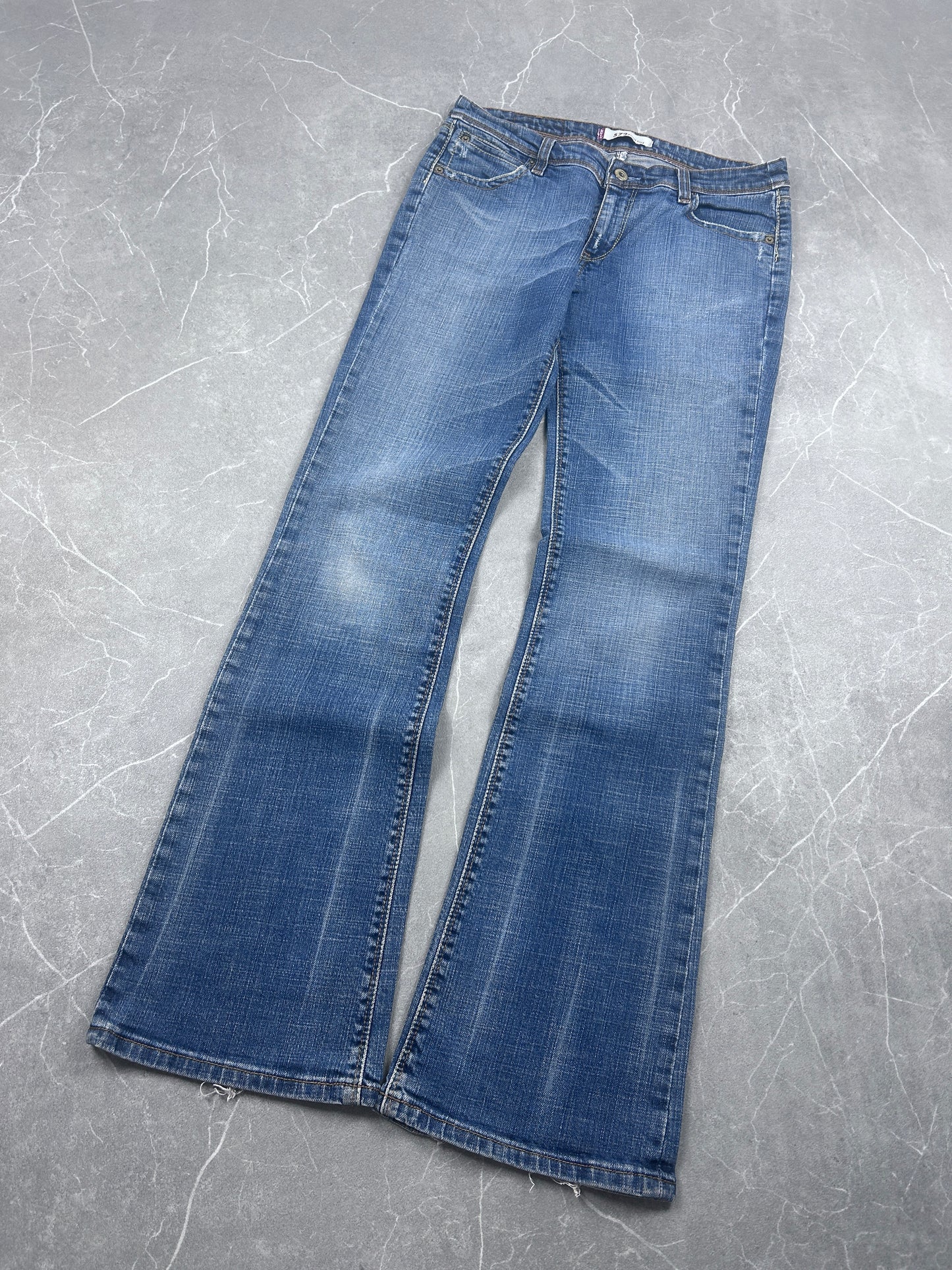 Levis Jeans 572 Bootcut Damen