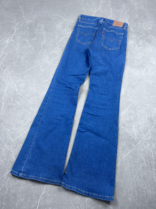 Levis Jeans Flared
