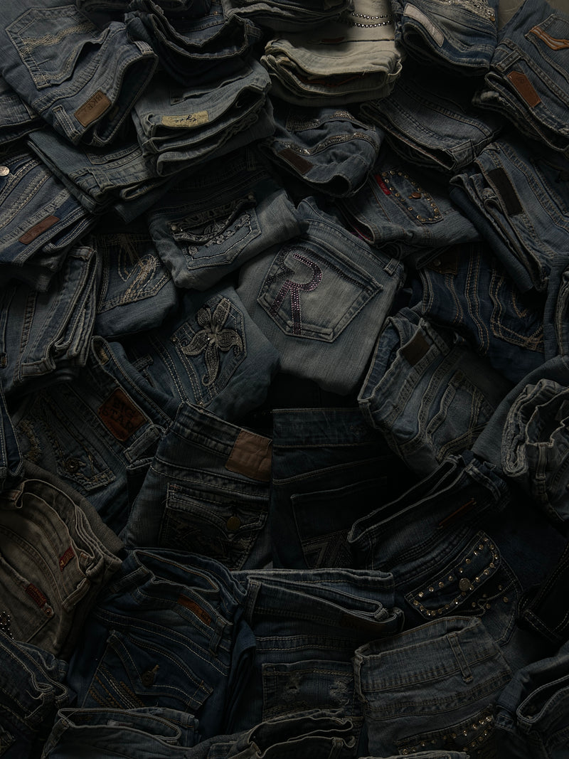 <p><strong>Y2K Bootcut</strong></p>